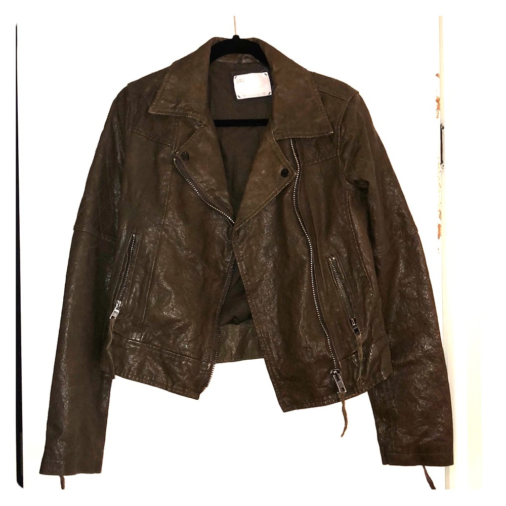 Q40 ARMY GREEN LEATHER MOTO JACKET